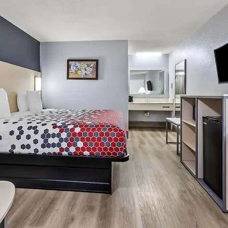 Econo Lodge Inn & Suites Cayce I-26 Airport-2