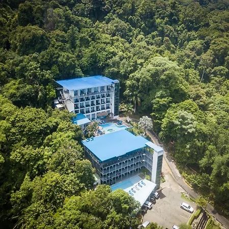 El Faro Containers Beach Hotel-3