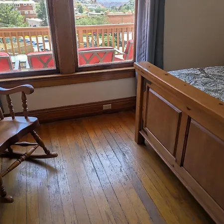 The Oliver House - Adults Only-3