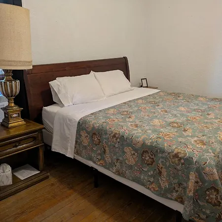 The Oliver House - Adults Only-2