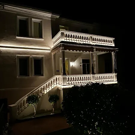 B&B Villa Margherita - Luxury Rooms In Padua-2