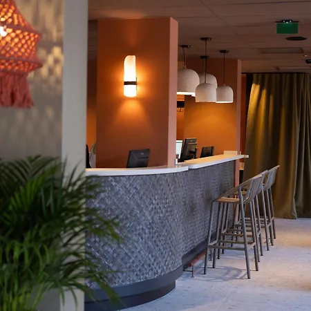 Hotel Oceania Lyon-3