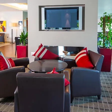 Holiday Inn Express Leeds City Centre By Ihg-2