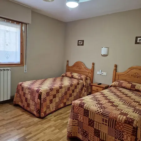 Hostal Valle De Tena-3