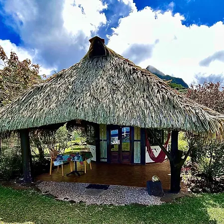 Linareva Moorea Beach Resort-3