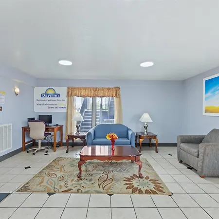 Days Inn By Wyndham Mckinney-3