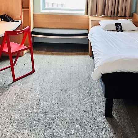Ibis Hotel Berlin Spandau-2