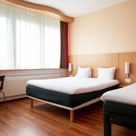 ibis Luzern Kriens-2