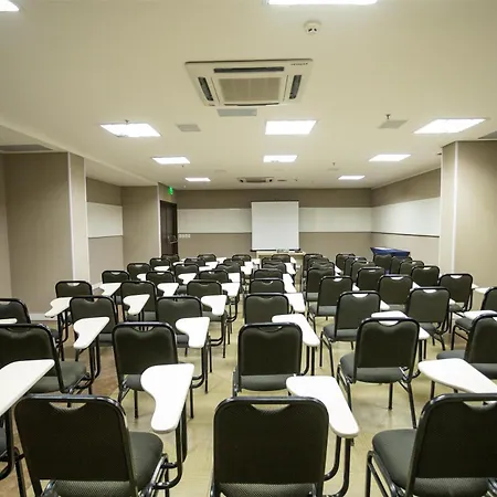 Hilton Garden Inn Maceio-3