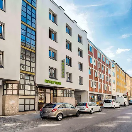 B&B Hotel Muenchen-Hbf-2