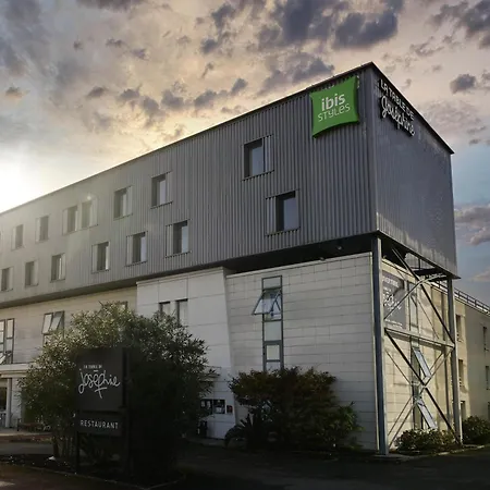 ibis Styles Bordeaux Begles Arena-3