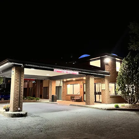 Econo Lodge Airport Quebec-3