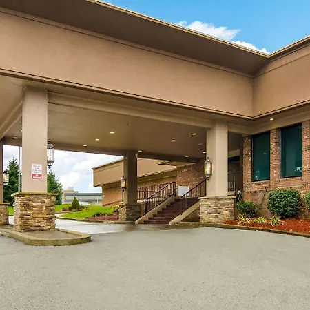 Comfort Inn & Suites Pittsburgh Fox Chapel-2