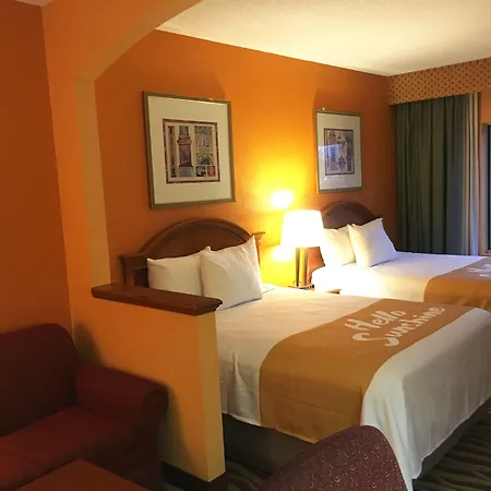 Days Inn & Suites By Wyndham Albany-2