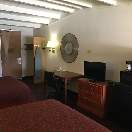 Days Inn By Wyndham Ocala North-2