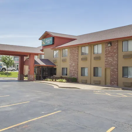 Quality Inn Broken Arrow - Tulsa-3