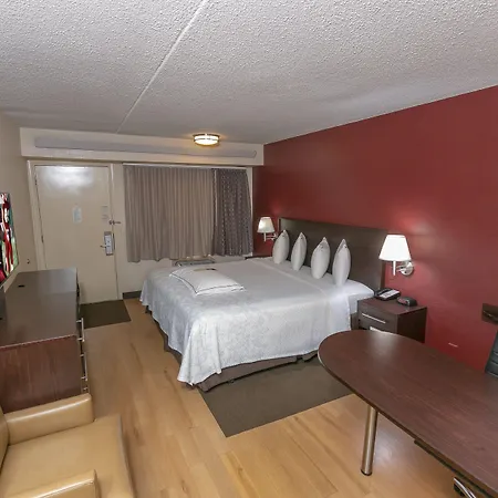 Red Roof Inn Plus+ Baltimore North - Timonium-2