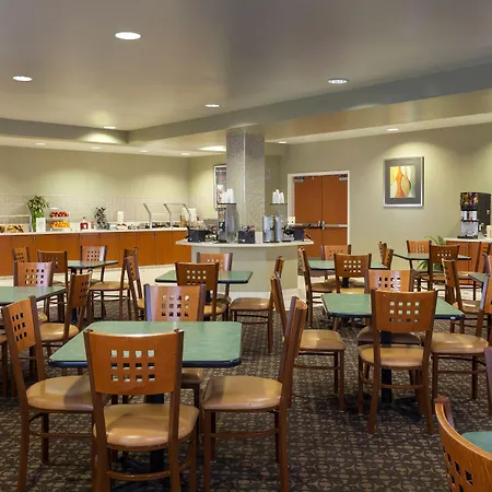 Desert Palms Hotel & Suites Anaheim Resort-3