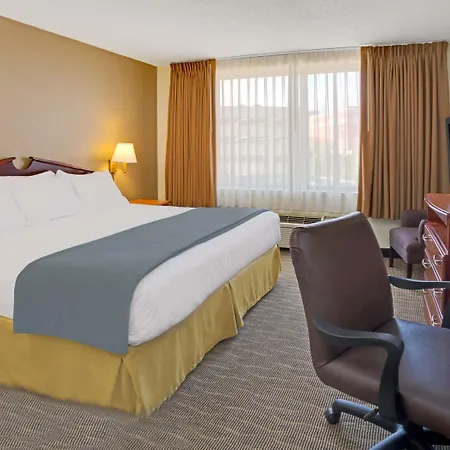 Days Inn By Wyndham Silver Spring-2