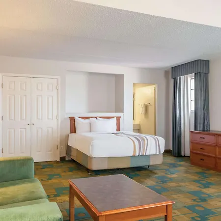 La Quinta Inn By Wyndham New Orleans West Bank / Gretna-2