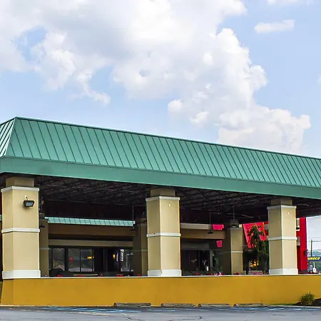 Wilkes-Barre Inn & Suites-2