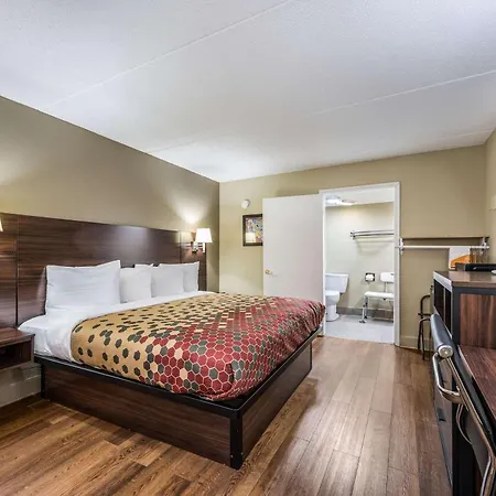 Econo Lodge Inn & Suites Huntsville University Area-3