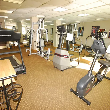 Days Inn & Suites By Wyndham Northwest Indianapolis-2