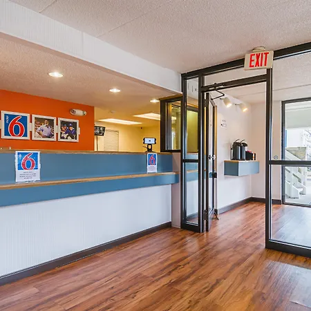 Motel 6-Knoxville, Tn - North-3