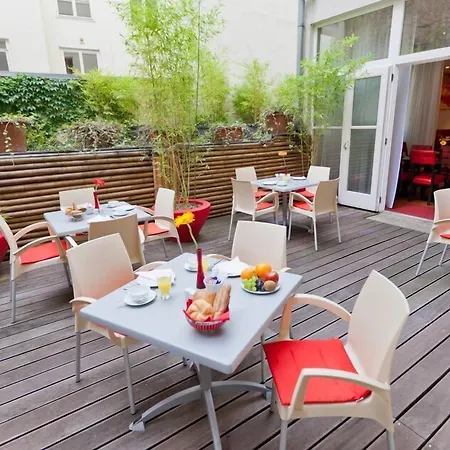 Hotel Boltzmann-2