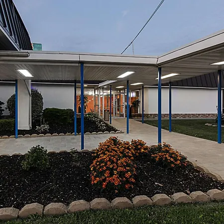 Motel 6-Staunton, Va-3