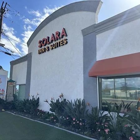 Solara Inn And Suites-2