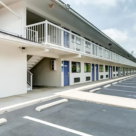 Motel 6-Berea, Ky-2
