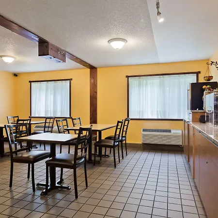 Quality Inn & Suites Red Wing-2