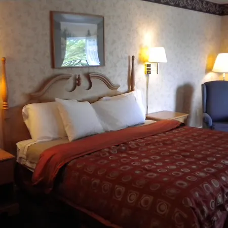 Capital O First Heritage Inn Rantoul Il I 57-3