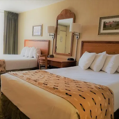 Days Inn Of Frederick By Wyndham-2