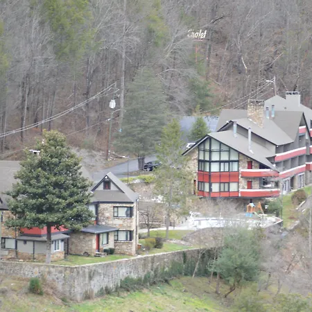 Fabulous Chalet Inn-2