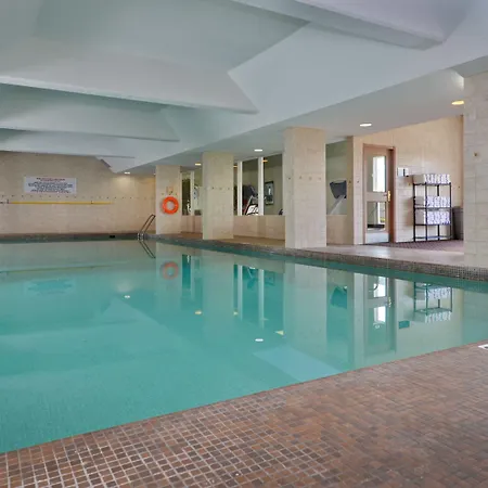 Sandman Hotel Lethbridge-3