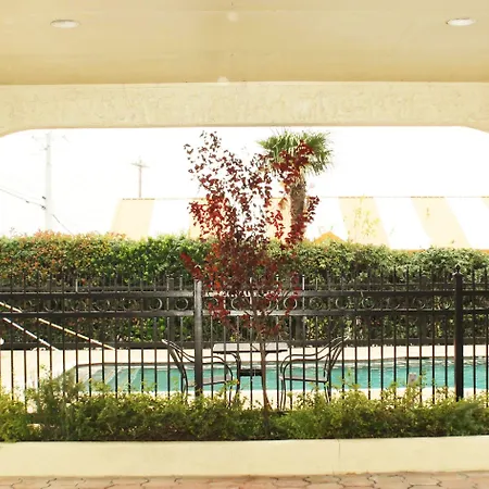 Quality Inn Near Lake Marble Falls-3