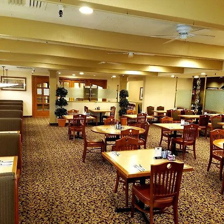 Piccadilly Inn Airport-2