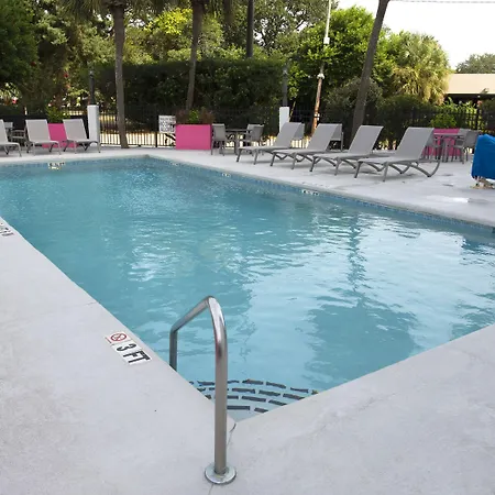 Aqua Beach Inn-3