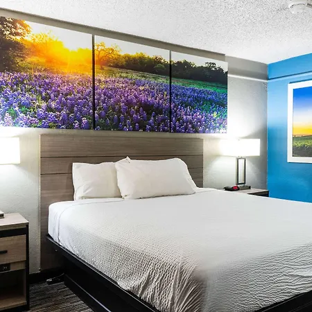 Days Inn By Wyndham N.W. Medical Center-3