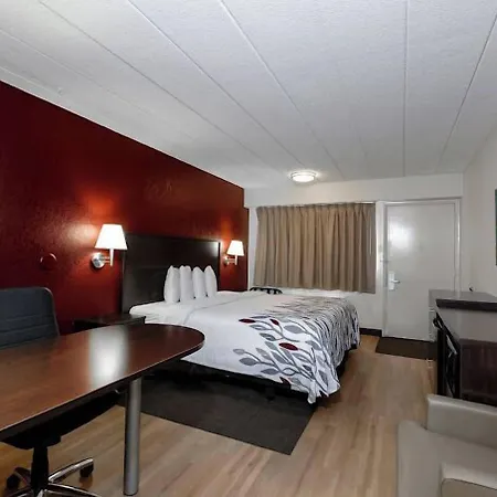 Red Roof Inn Detroit - Farmington Hills-2