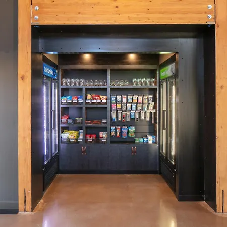 Waypoint Hotel-2