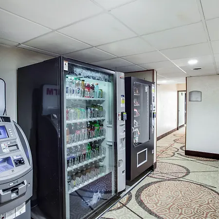 Quality Inn Albany Colonie-3