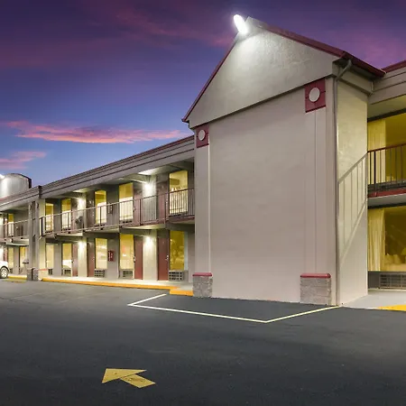 Red Roof Inn Lenoir-3