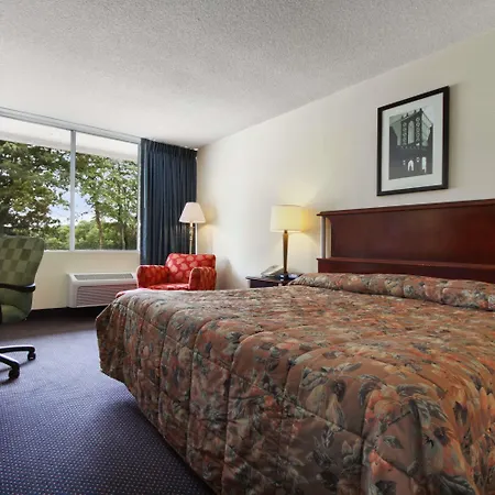 Super 8 By Wyndham Dover-3