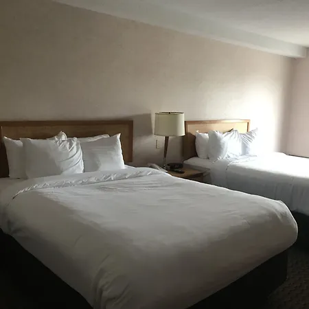 Rodeway Inn-2