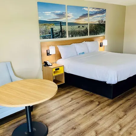 Days Inn By Wyndham Burleson Ft. Worth-2