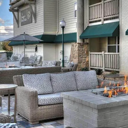 Lodge At Five Oaks Pigeon Forge - Sevierville-3