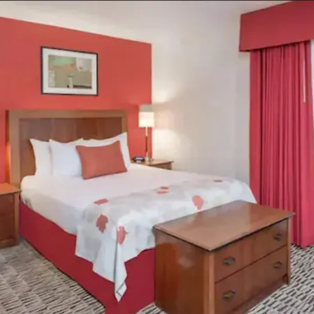 Value Suites Extended Stay - St Louis-3
